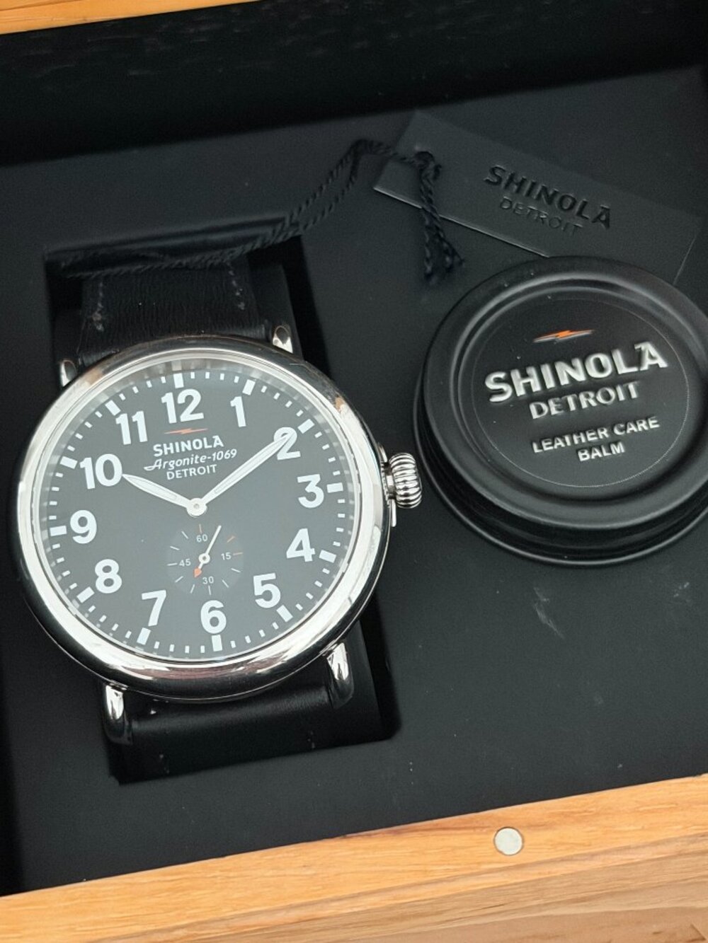 Shinola Runwell 47mm - Picture 2 of 2